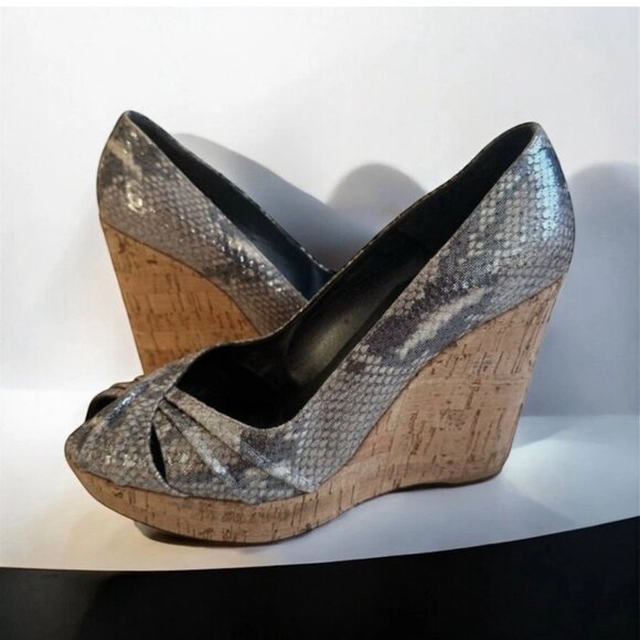 STUART WEITZMAN Snake Print Leather Cork Wedges Size 9 - Picture 1 of 8